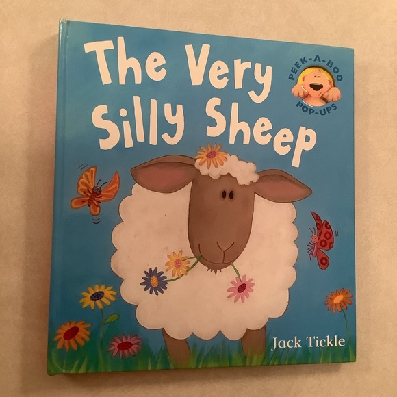 The Very Silly Sheep pop-up book - Picture 1 of 8